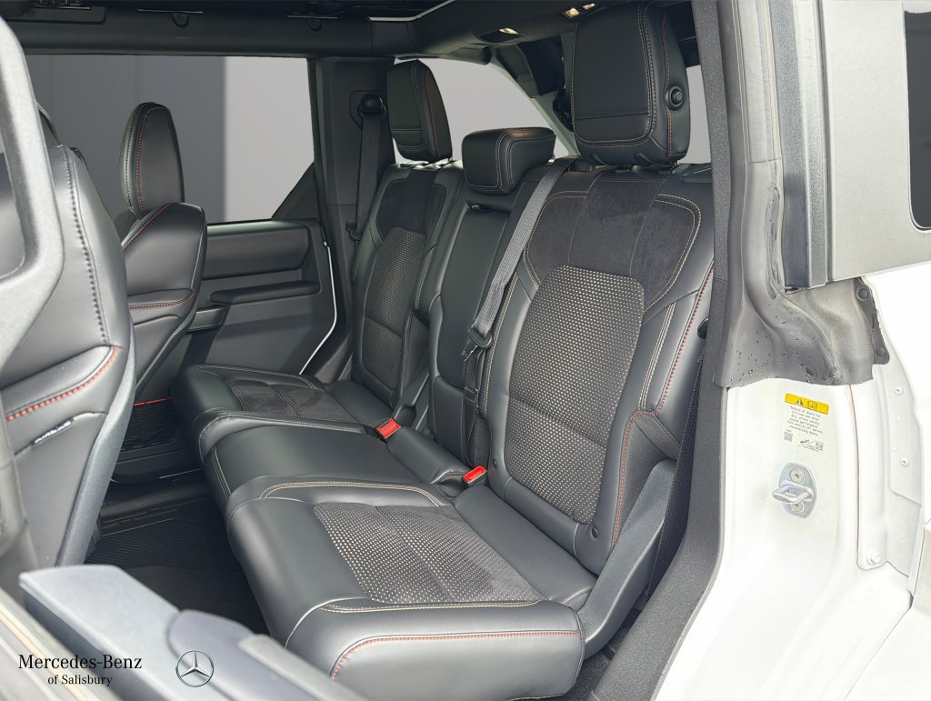 Used 2025 Ford Bronco Raptor w/ Interior Carbon Fiber Pack AWD/4WD image 15