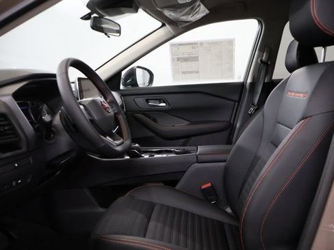 New 2026 Nissan Rogue SV AWD/4WD image 11