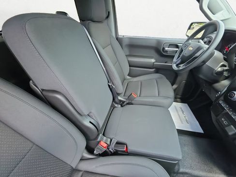Used 2025 Chevrolet Silverado 1500 W/T w/ WT Value Package AWD/4WD image 19