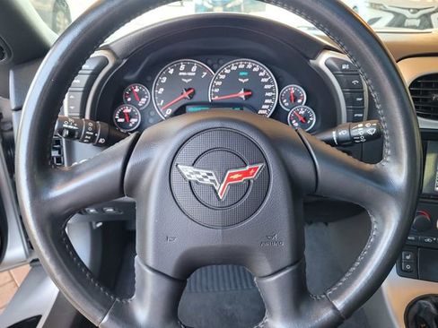 Used 2005 Chevrolet Corvette Coupe w/ Preferred Equipment Group RWD image 27