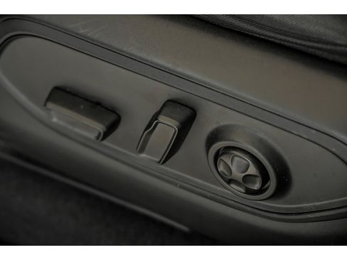 Used 2023 Jeep Grand Cherokee Laredo AWD/4WD image 14