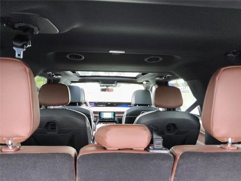 New 2026 Lincoln Navigator L Reserve AWD/4WD image 20
