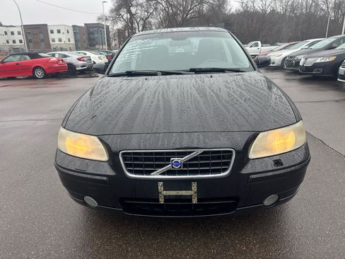 Used 2005 Volvo S60 2.5T image 2