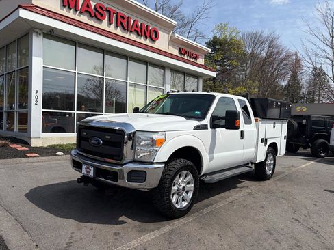 Used 2016 Ford F250 XL w/ XL Appearance Package image 2