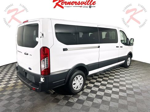 Used 2023 Ford Transit 350 XLT image 7