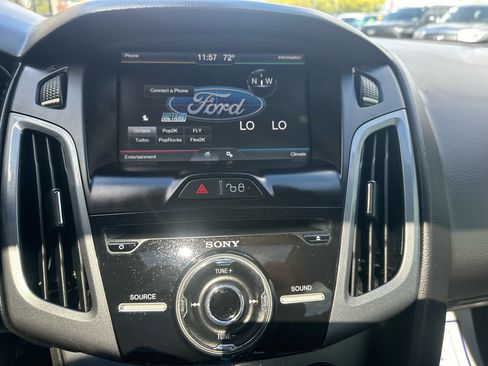 Used 2012 Ford Focus Titanium image 13