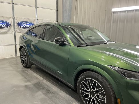 Used 2025 Ford Mustang Mach-E Premium image 4