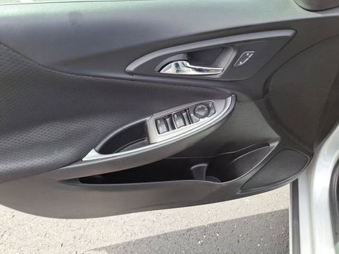 Used 2018 Chevrolet Malibu LS image 16