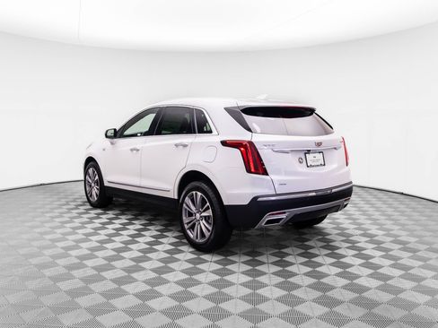 Certified 2025 Cadillac XT5 Premium Luxury AWD/4WD image 6