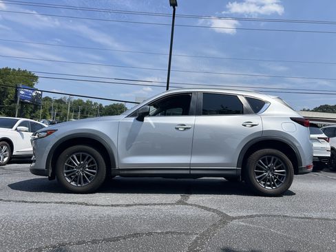 Used 2020 MAZDA CX-5 Touring FWD image 2