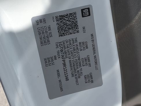 Used 2024 GMC Savana 2500 w/ Driver Convenience Package image 58