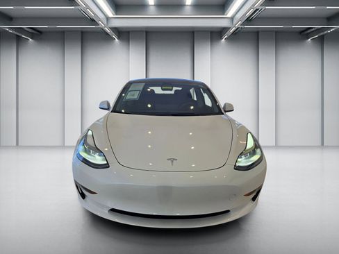 Used 2023 Tesla Model 3 Standard Range RWD image 2