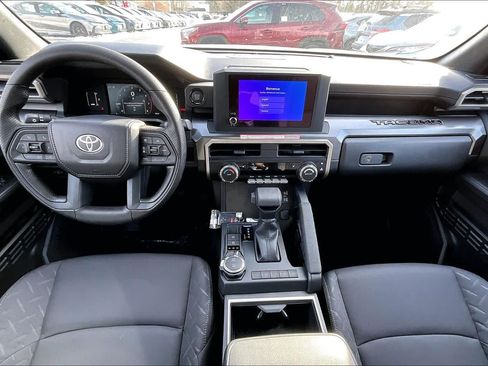 Used 2026 Toyota Tacoma SR5 AWD/4WD image 5