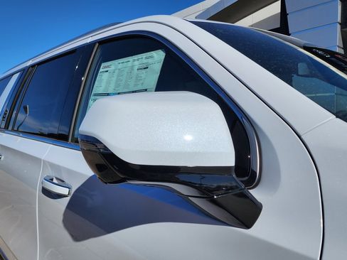 New 2026 GMC Yukon XL Denali w/ Sun & Power Step Package image 10