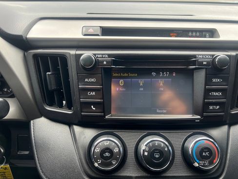 Used 2018 Toyota RAV4 LE w/ All Weather Liner Package FWD image 13