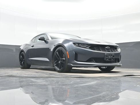 Used 2019 Chevrolet Camaro LT w/ 1LE Track Performance Package RWD image 32