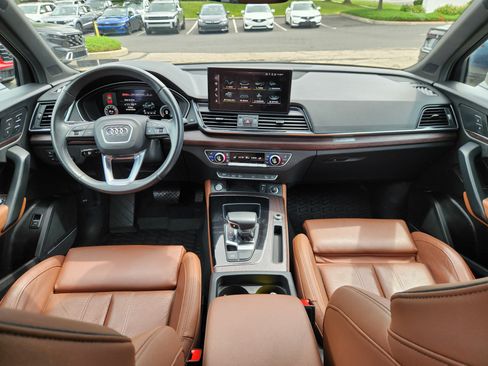 Used 2023 Audi Q5 2.0T Premium Plus AWD/4WD image 8