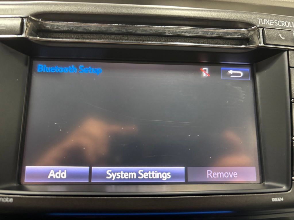 Used 2015 Toyota RAV4 Limited w/ Technology Package AWD/4WD image 32