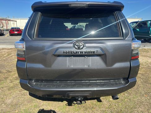 Used 2023 Toyota 4Runner SR5 Premium image 4