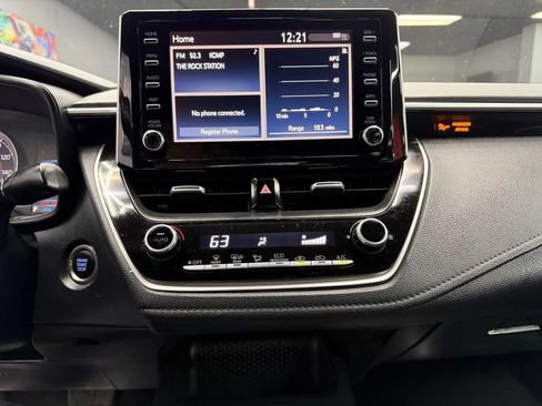 Used 2020 Toyota Corolla SE w/ SE Premium Package FWD image 24