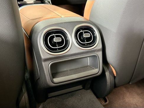 Used 2026 Mercedes-Benz C 300 Sedan image 24