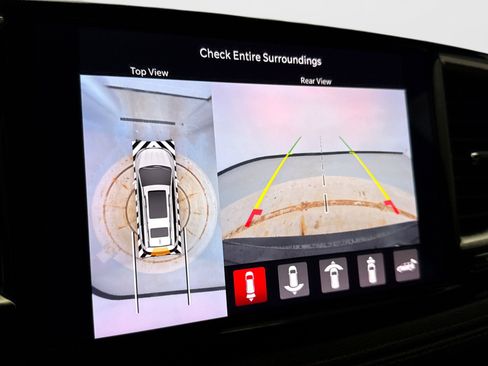 Used 2022 Chrysler Pacifica Pinnacle FWD image 15