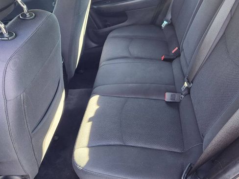 Used 2013 Chrysler 200 Touring FWD image 6