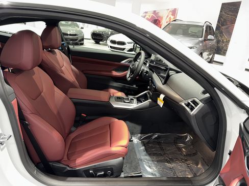New 2026 BMW M440i Coupe w/ Premium Package RWD image 11