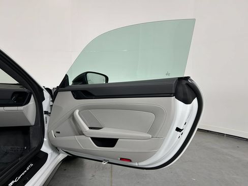 Certified 2025 Porsche 911 Carrera GTS RWD image 24
