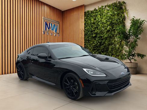 Used 2024 Subaru BRZ Limited RWD image 1