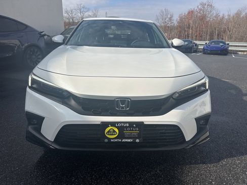 Used 2023 Honda Civic Sport Touring image 4