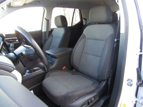 Used 2019 Chevrolet Traverse LT image 21