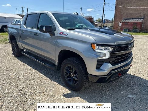 Used 2025 Chevrolet Silverado 1500 LT Trail Boss w/ LT Trail Boss Premium Package AWD/4WD image 8
