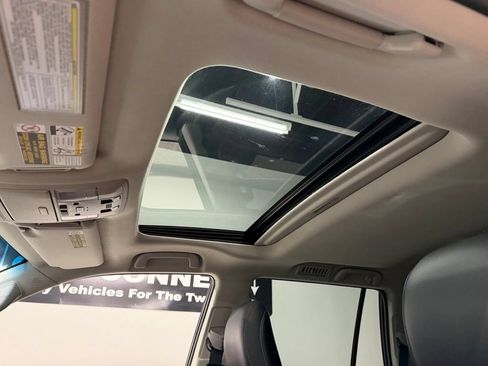 Used 2015 Lexus GX 460 Luxury AWD/4WD image 32