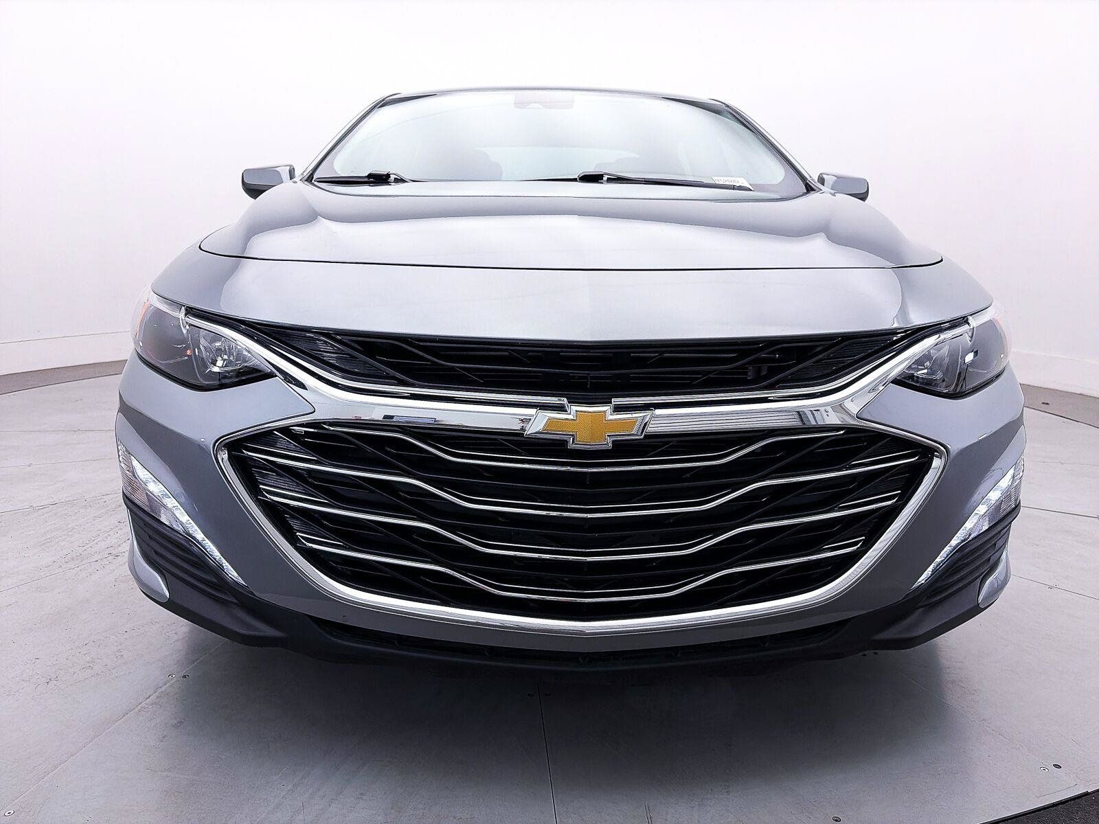 Used 2024 Chevrolet Malibu LT FWD image 9