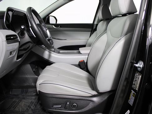 Used 2025 Hyundai Palisade SEL FWD image 8