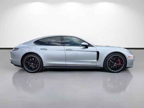 Used 2019 Porsche Panamera GTS AWD/4WD image 2