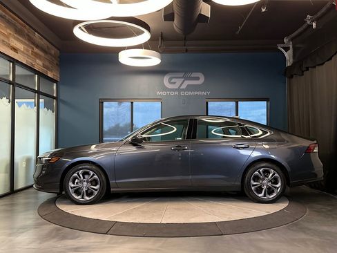 Used 2023 Honda Accord EX image 6