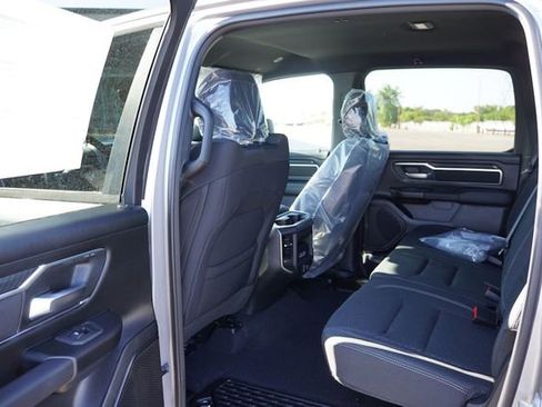 New 2026 RAM 1500 Big Horn AWD/4WD image 12