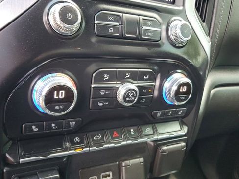 Used 2021 GMC Sierra 1500 SLT w/ SLT Premium Package image 24