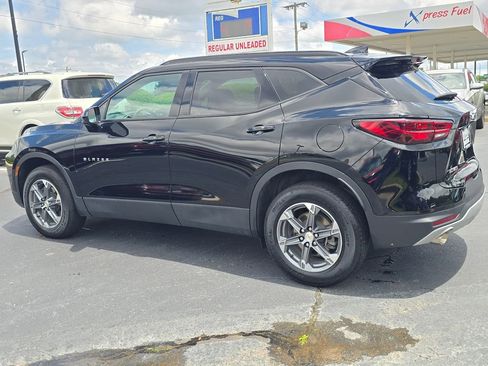 Used 2024 Chevrolet Blazer LT w/ Convenience Package FWD image 5