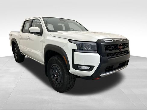 Used 2026 Nissan Frontier PRO-4X w/ Pro-4x Convenience Package AWD/4WD image 9