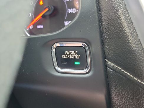 Used 2023 GMC Acadia SLE FWD image 18