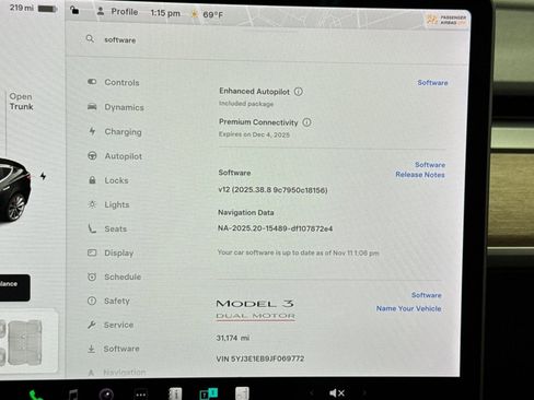 Used 2018 Tesla Model 3 Performance image 33