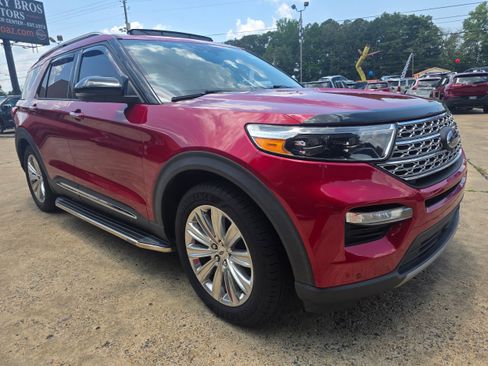 Used 2020 Ford Explorer Limited RWD image 3