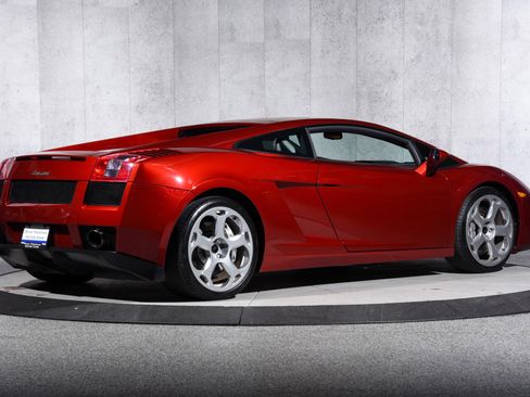 Used 2004 Lamborghini Gallardo image 3