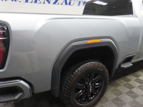 Used 2025 GMC Sierra 2500 AT4 image 41