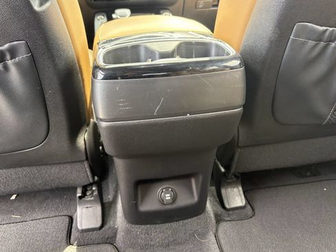 Used 2022 Kia Telluride SX w/ Nightfall Edition Package AWD/4WD image 27
