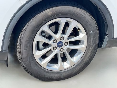 Used 2020 Ford Escape SE FWD image 31