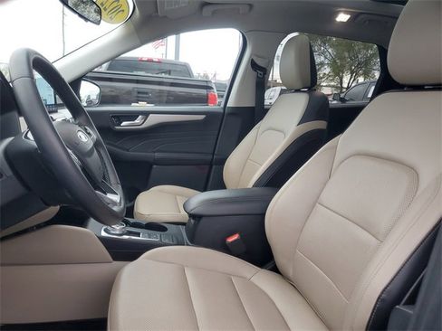 Used 2022 Ford Escape SEL image 15